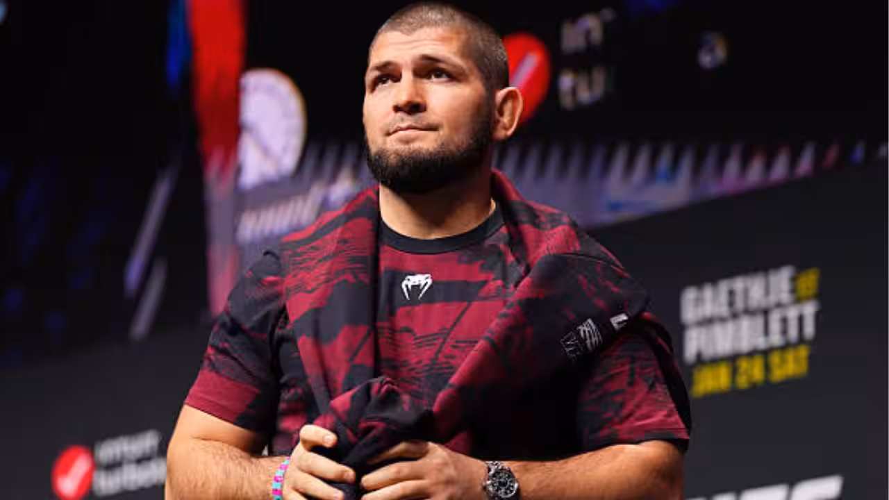 khabib nurmagomedov - ilustrasi berita Khabib Nurmagomedov Menang di Abu Dhabi, Kemenangan Itu Menjadi Momen Terakhir…